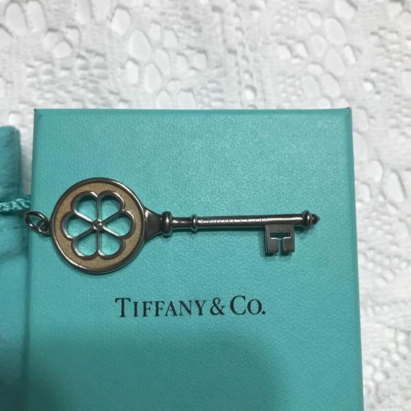 COPY - Tiffany Diamond Blossom Key Pendant - Picture 4 of 7
